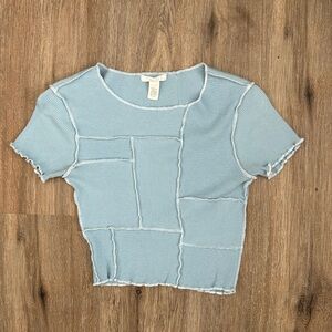 blue with white lined seams short sleeve top